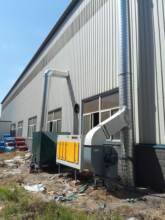 皮革廠臭味去除，動物皮毛蛋白質(zhì)熟化臭味凈化方案方法，溶媒吸附等離子凈化設(shè)備